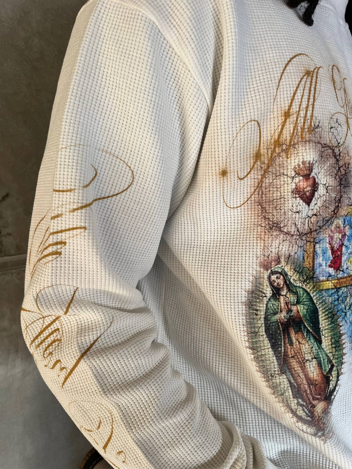 “GLORY TO GOD” SWEATER